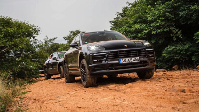 Xe bán chạy Porsche Macan 2019 hoàn tất thử nghiệm, chuẩn bị ra mắt