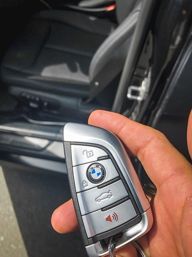 BMW 320i F30 độ kiểu M3 và lên vành hàng hiệu bán lại giá chưa đến 1 tỷ đồng - Ảnh 20.
