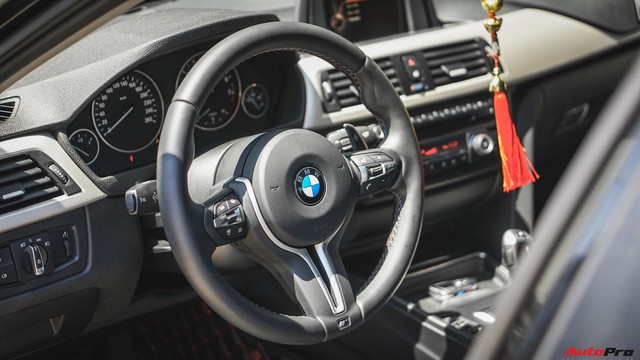 BMW 320i F30 độ kiểu M3 và lên vành hàng hiệu bán lại giá chưa đến 1 tỷ đồng - Ảnh 7.