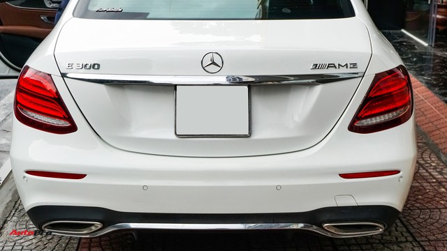 Mercedes-Benz E300 AMG khấu hao 200 triệu đồng sau 7.000 km lăn bánh - Ảnh 3.