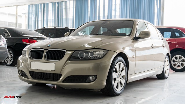 BMW 320i 9 năm tuổi rao bán ngang giá Toyota Vios   - Ảnh 19.