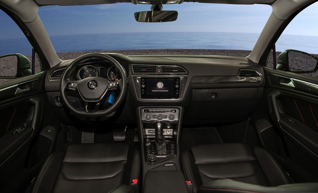 SUV 7 chỗ Volkswagen Tiguan Allspace chính thức bán tại Việt Nam với giá 1,7 tỷ đồng, cạnh tranh Mercedes-Benz GLC - Ảnh 2.