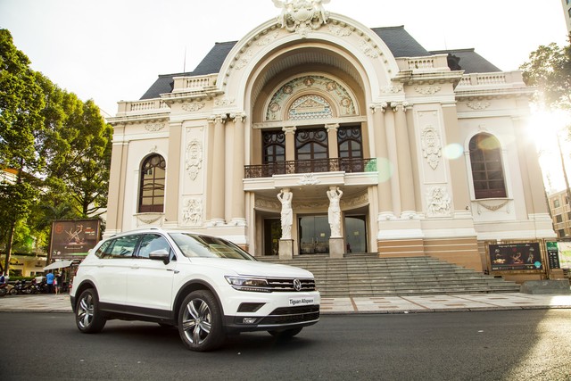 SUV 7 chỗ Volkswagen Tiguan Allspace chính thức bán tại Việt Nam với giá 1,7 tỷ đồng, cạnh tranh Mercedes-Benz GLC - Ảnh 3.
