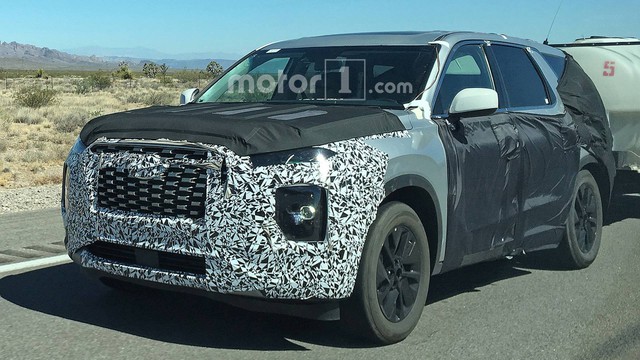 SUV 8 chỗ Hyundai Palisade lộ diện với đầu xe mới - Ảnh 2. SUV 8 chỗ Hyundai Palisade lộ diện với đầu xe mới - Ảnh 2.