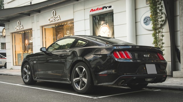 Ford Mustang GT 2017 - "Ngựa hoang" ít bầy đàn trên đường phố Việt