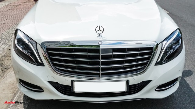 Được mất gì khi tiết kiệm gần 1 tỷ đồng mua Mercedes-Benz S400 cũ? - Ảnh 2.