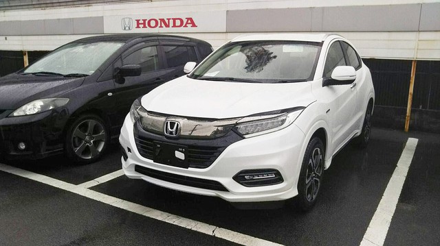 Chi tiết Honda HR-V sắp ra mắt khách hàng Việt: Có ghế ma thuật và cửa sổ trời panorama