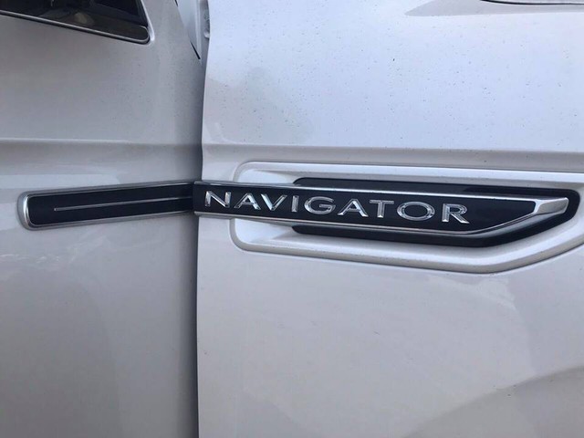 Đại gia Việt đầu tiên tậu hàng khủng Lincoln Navigator L Black Label 2018  - Ảnh 7.
