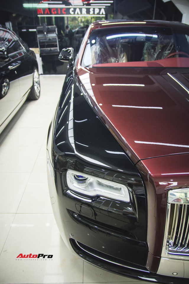 Rolls-Royce Ghost Series II EWB phối hai màu độc nhất Việt Nam - Ảnh 15. Rolls-Royce Ghost Series II EWB phối hai màu độc nhất Việt Nam - Ảnh 15.
