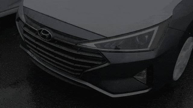 Hyundai Elantra 2019 lộ diện với thiết kế đầu xe sắc nhọn, khác biệt hoàn toàn trước đây