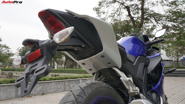 Đánh giá Yamaha R15 sau một tuần sử dụng: Sportbike đáng mua - Ảnh 6.