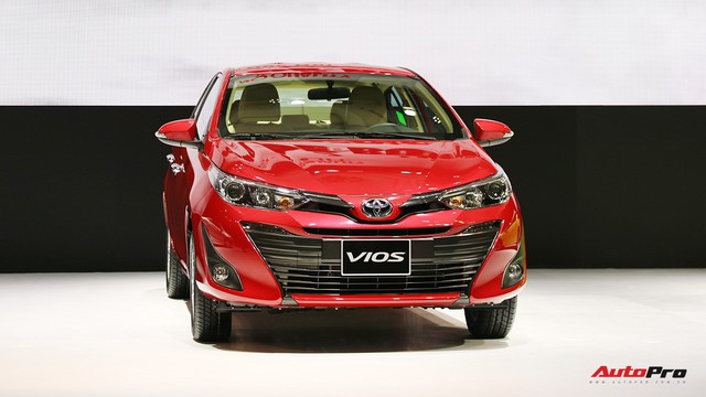 Thêm 41 triệu đồng, Toyota Vios thoát mác “thùng tôn di động” nhờ hàng loạt trang bị mới