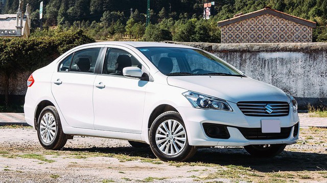 Suzuki Ciaz 2018 có giá chính thức tại Việt Nam, rẻ hơn Toyota Vios bản taxi