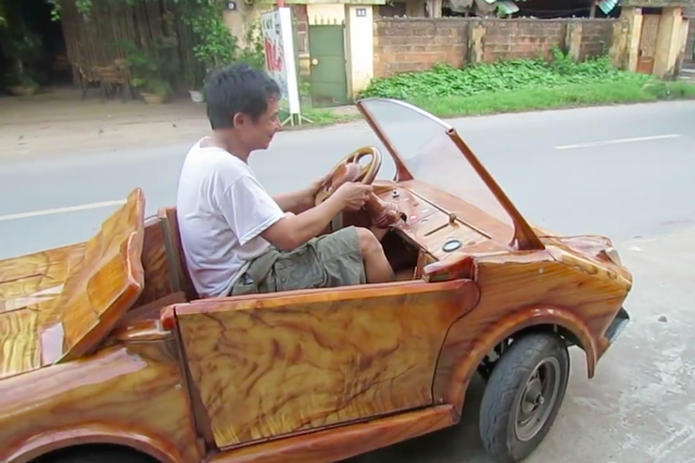 Xe gỗ thiết kế như Lamborghini lăn bánh tại Việt Nam