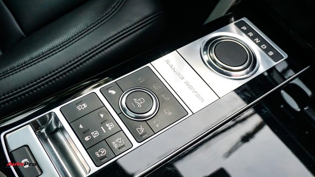 Hàng hiếm Range Rover Autobiography LWB Black Edition giá 8 tỷ đồng tại Hà Nội - Ảnh 8. Hàng hiếm Range Rover Autobiography LWB Black Edition giá 8 tỷ đồng tại Hà Nội - Ảnh 8.