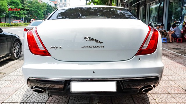 Báo gấm Jaguar XJL khấu hao 500 triệu đồng sau mỗi năm sử dụng - Ảnh 5.