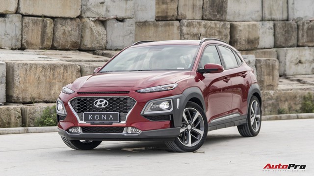 Bị chê đắt, Hyundai Kona bản cao nhất có gì để định giá 725 triệu đồng?