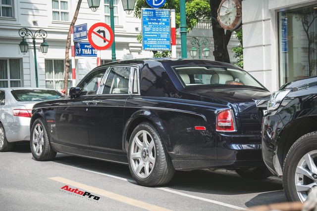 Rolls-Royce Phantom Sapphire Edition độc nhất Việt Nam dạo phố. - Ảnh 3.