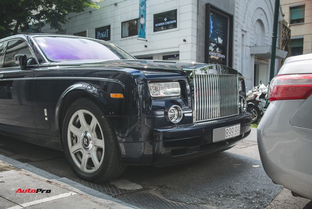 Rolls-Royce Phantom Sapphire Edition độc nhất Việt Nam dạo phố. - Ảnh 4.