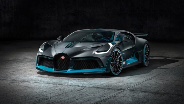Siêu phẩm Bugatti Divo giá 6 triệu USD vừa ra mắt, 40 chiếc đã được đại gia mua sạch - Ảnh 4.
