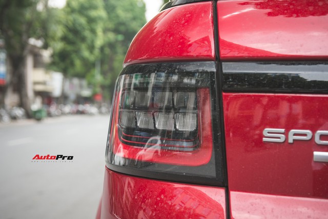 Dân chơi Lào sang Việt Nam bằng Range Rover Sport 2018 khiến đại gia Việt phát thèm - Ảnh 11. Dân chơi Lào sang Việt Nam bằng Range Rover Sport 2018 khiến đại gia Việt phát thèm - Ảnh 11.