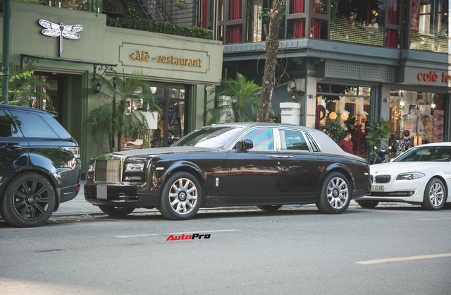 Đại gia Việt làm gì khi Rolls-Royce Phantom Series II không còn là hàng hiếm trên phố? - Ảnh 2.