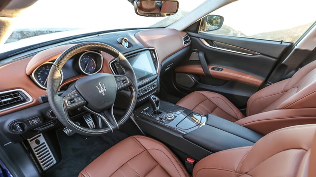 Chi tiết thú vị trên nội thất Maserati nhưng hay bị bỏ qua