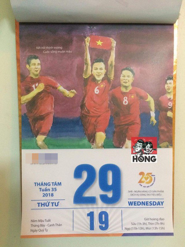 Trước trận U23 Việt Nam - U23 Hàn Quốc, xe khách tiên tri xuất hiện khiến CĐV xôn xao - Ảnh 4.