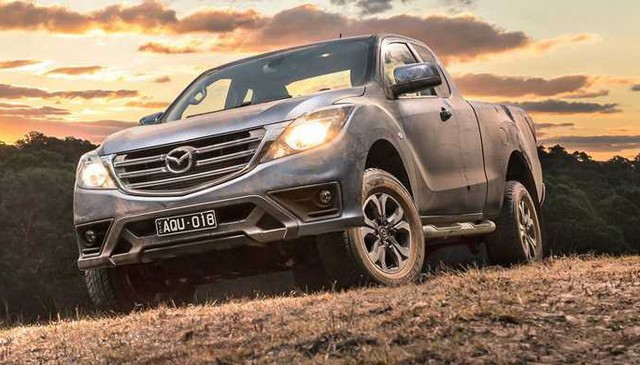Mazda BT-50 2018 rục rịch về đại lý, giảm giá và chốt lịch mở bán tại Việt Nam - Ảnh 2.