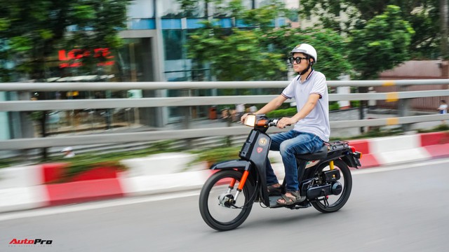 Thợ Việt hồi sinh Honda SH đời đầu 1984 từ đống phế liệu thành hàng hiếm trên phố - Ảnh 19.