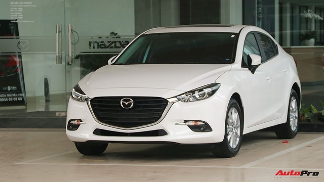 Cùng tầm tiền, tại sao không chọn Mazda3 thay vì Toyota Yaris?
