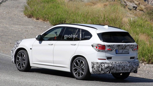 SUV nhỏ nhất BMW X1 2020 rò rỉ ảnh nội, ngoại thất  - Ảnh 2.