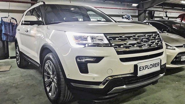 Ford Explorer 2018 đã về đại lý với giá gần 2,2 tỷ đồng