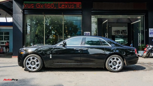 Chi tiết Rolls-Royce Ghost bán lại với giá gần 11 tỷ đồng tại Hà Nội - Ảnh 19.