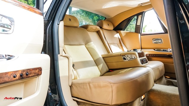 Chi tiết Rolls-Royce Ghost bán lại với giá gần 11 tỷ đồng tại Hà Nội - Ảnh 16.