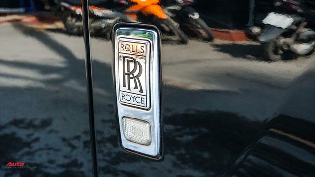 Chi tiết Rolls-Royce Ghost bán lại với giá gần 11 tỷ đồng tại Hà Nội - Ảnh 4.