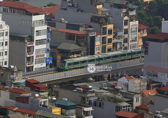 Chùm ảnh: Hành trình 15 phút đoàn tàu đường sắt trên cao lao vun vút từ ga Cát Linh tới Yên Nghĩa - Ảnh 12.