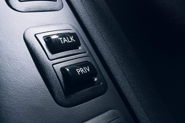 Rolls-Royce tung gói Private Suite tối ưu tính riêng tư cho hàng ghế sau - Ảnh 3.