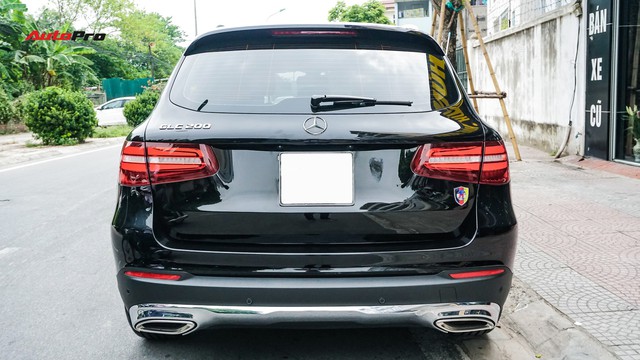 Mới ra mắt không lâu, Mercedes-Benz GLC 200 đã có mặt trên thị trường xe cũ - Ảnh 5.