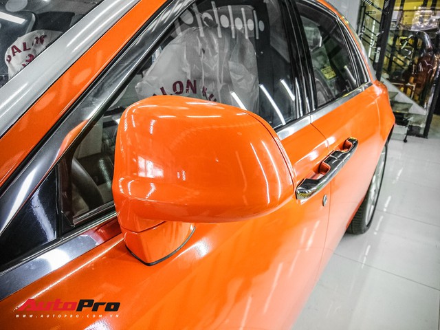 Rolls-Royce Ghost màu cam đầu tiên Việt Nam của đại gia Sài Gòn - Ảnh 6.