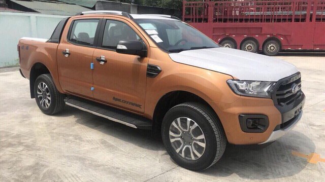 Ford Ranger 2018 rục rịch về đại lý, giá từ 630 triệu đồng