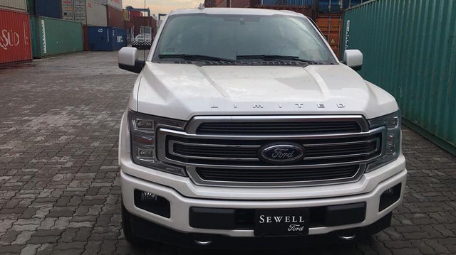 "Siêu bán tải" Ford F-150 Limited 2018 đầu tiên về Việt Nam