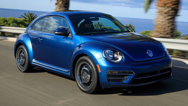 Volkswagen Beetle ngừng sản xuất: Tạm biệt một huyền thoại - Ảnh 1.