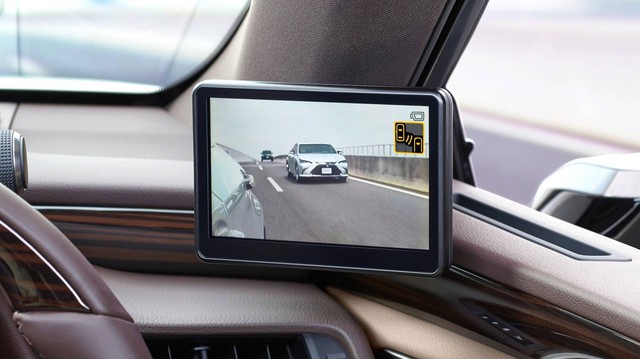 Chi tiết gương chiếu hậu điện tử trên Lexus ES sắp xuất hiện trên toàn cầu