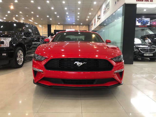 Ford Mustang 2018 thứ 4 cập bến Việt Nam - Ảnh 6.