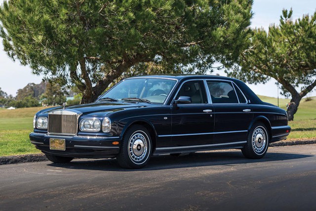Đại gia rao bán cùng lúc 11 xe Rolls-Royce, Bentley, giá rẻ nhất từ 80.000 USD - Ảnh 2.