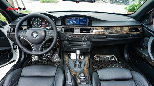 Giữ xe như mới nhưng chủ nhân BMW 328i Convertible chỉ bán lại với giá hơn 900 triệu đồng - Ảnh 7.