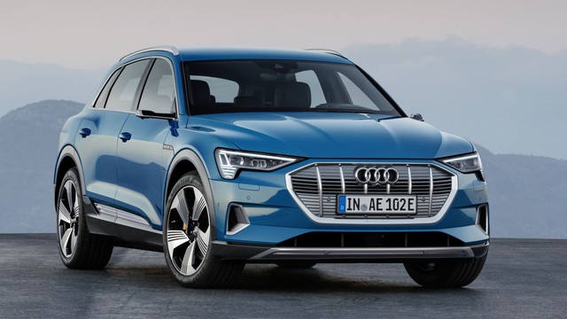 Ra mắt Audi E-Tron: SUV chủ lực khởi động giai đoạn cạnh tranh đầy khốc liệt mới