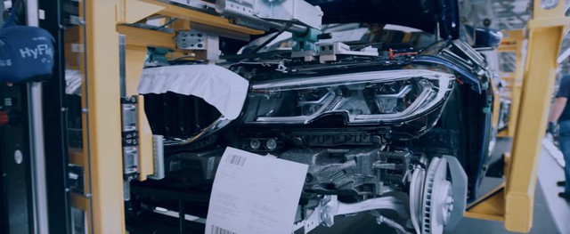 BMW 3-Series 2019 lộ nội, ngoại thất mới - Ảnh 1.