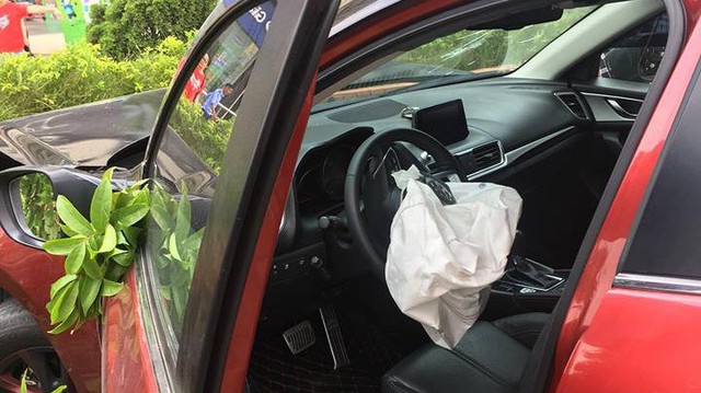Chiếc Mazda3 tai tiếng tại Hà Nội gặp nạn nghiêm trọng, tài xế từng dương tính với ma tuý